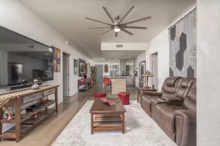 Photo #6: 6033804 Listing