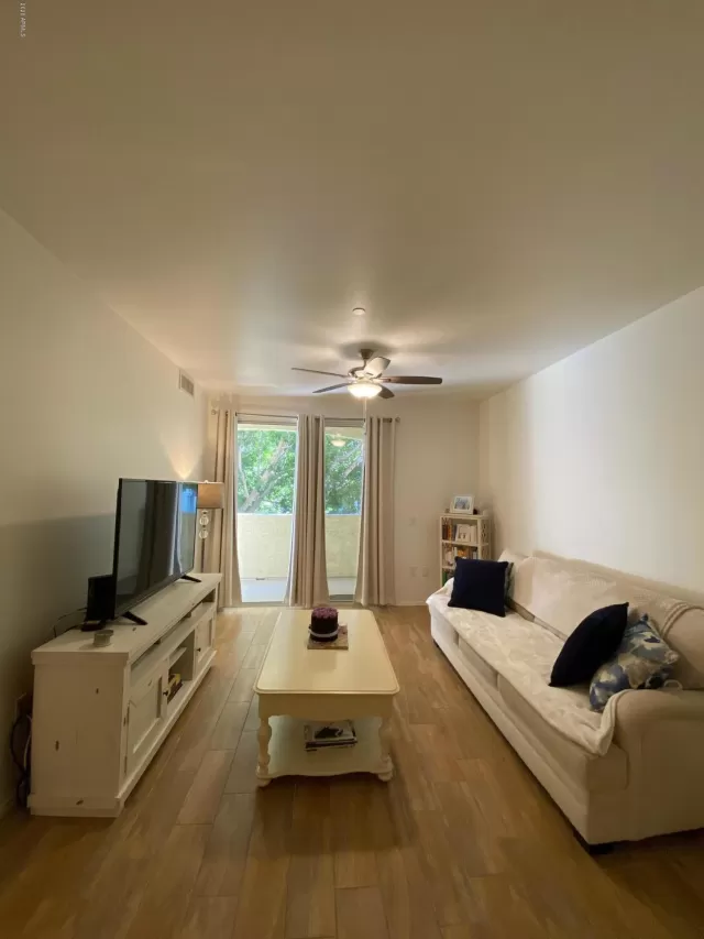 MLS: 6033859 Condo For Sale
