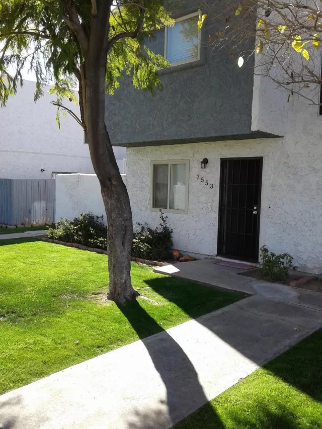 MLS: 6033878 Condo For Sale