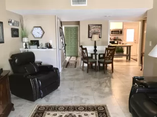 Photo #6: 6033986 Listing