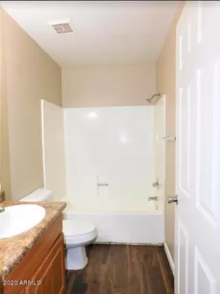 Photo #5: 6034083 Listing