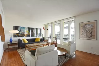 Photo #6: 6034279 Listing