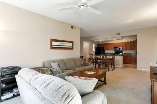 Photo #5: 6034283 Listing