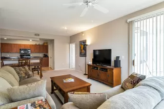 Photo #6: 6034283 Listing