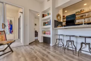 Photo #4: 6034302 Listing 