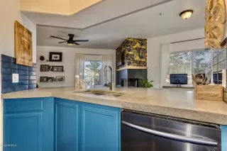 Photo #5: 6034302 Listing 