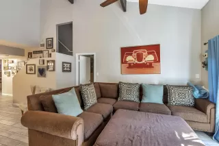 Photo #3: 6034411 Listing