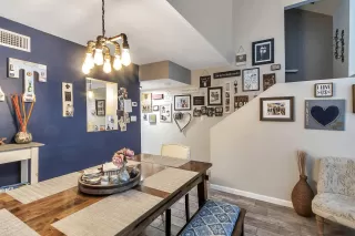 Photo #5: 6034411 Listing