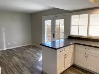 Photo #6: 6034421 Listing