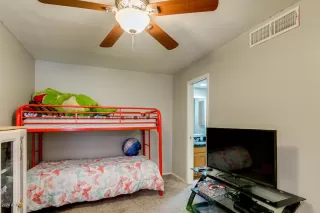 Photo #6: 6034518 Listing 