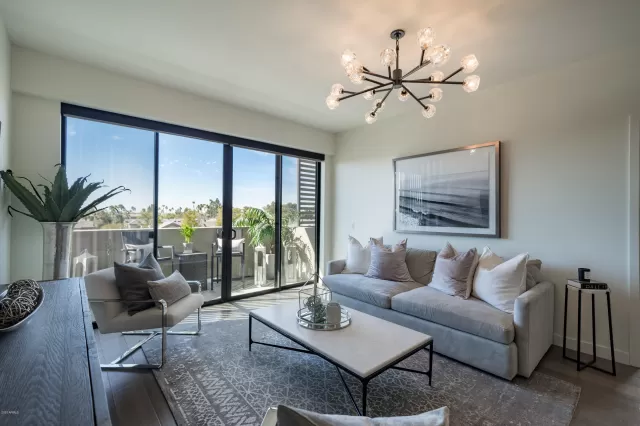 MLS: 6035039 Condo For Sale