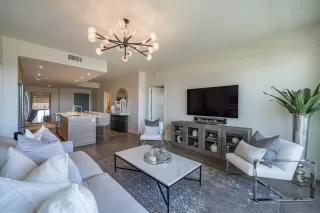 Photo #2: 6035039 Listing