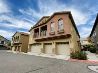 Photo #1: 6035087 Listing 