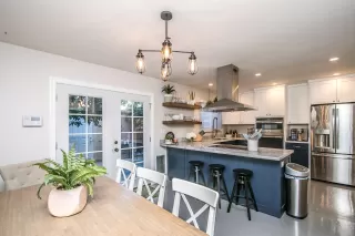 Photo #4: 6035094 Listing