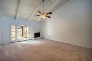 Photo #4: 6035459 Listing