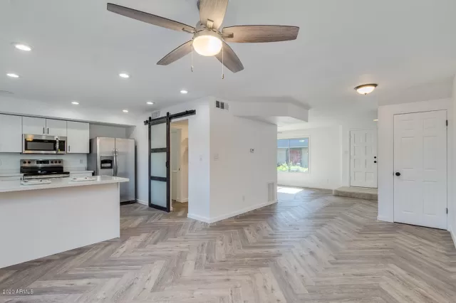 MLS: 6035925 Condo For Sale