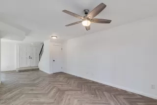 Photo #4: 6035925 Listing 