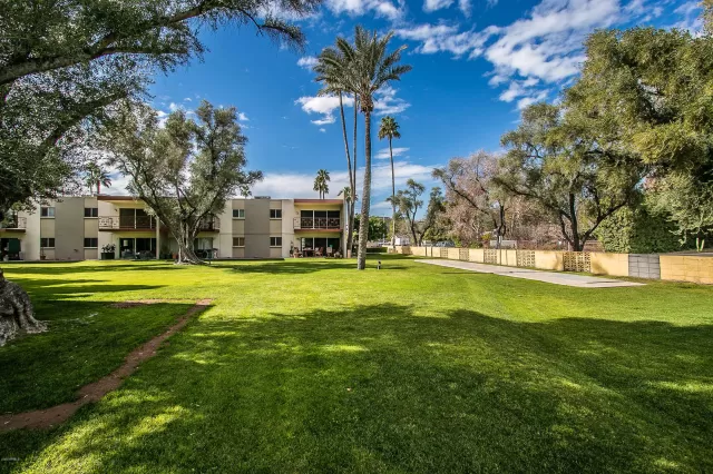 MLS: 6036251 Condo For Sale