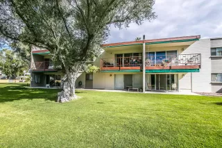 Photo #5: 6036251 Listing