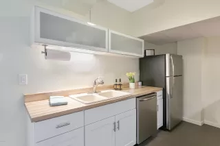 Photo #4: 6036316 Listing