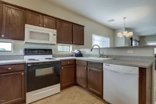 Photo #4: 6036329 Listing 