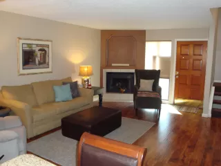 Photo #3: 6036541 Listing