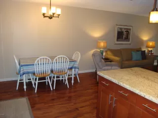 Photo #4: 6036541 Listing