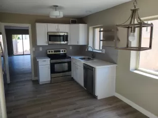 Photo #6: 6036587 Listing 