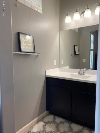 Photo #6: 6036893 Listing