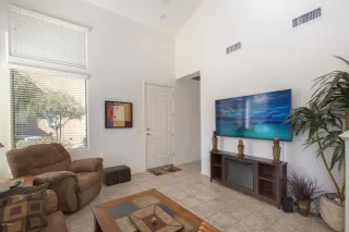 Photo #3: 6036990 Listing