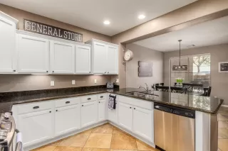 Photo #2: 6037034 Listing