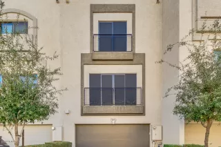 Photo #1: 6037248 Listing