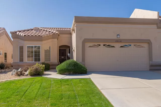 MLS: 6037363 Condo For Sale