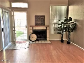 Photo #2: 6037587 Listing