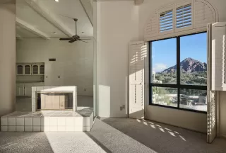 Photo #4: 6037612 Listing