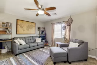 Photo #4: 6037748 Listing