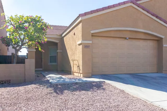 MLS: 6037874 Condo For Sale