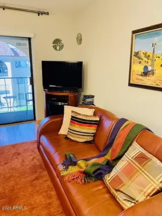 Photo #1: 6037882 Listing 