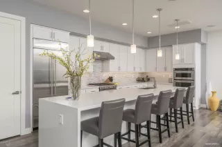 Photo #1: 6037947 Listing 