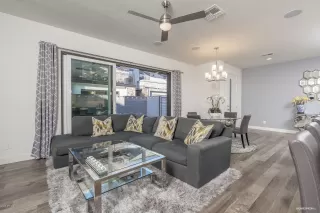 Photo #5: 6037947 Listing 