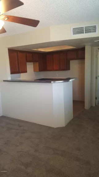 Photo #4: 6038144 Listing