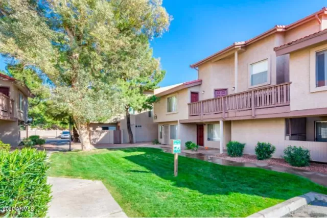 MLS: 6038339 Condo For Sale