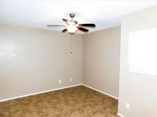 Photo #5: 6038359 Listing