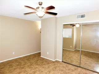 Photo #6: 6038359 Listing