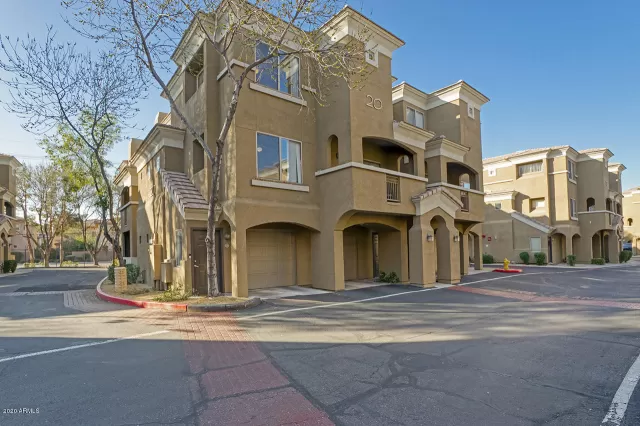 MLS: 6038427 Condo For Sale