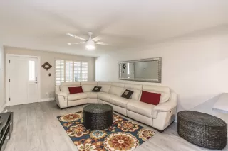 Photo #6: 6038486 Listing