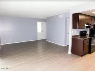 Photo #4: 6038795 Listing