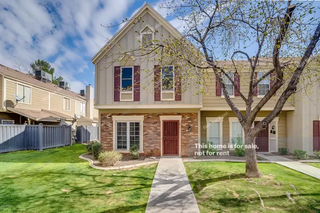 MLS: 6038820 Condo For Sale