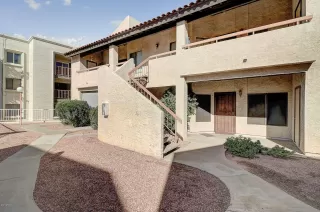 Photo #5: 6039190 Listing