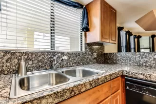 Photo #5: 6039267 Listing 